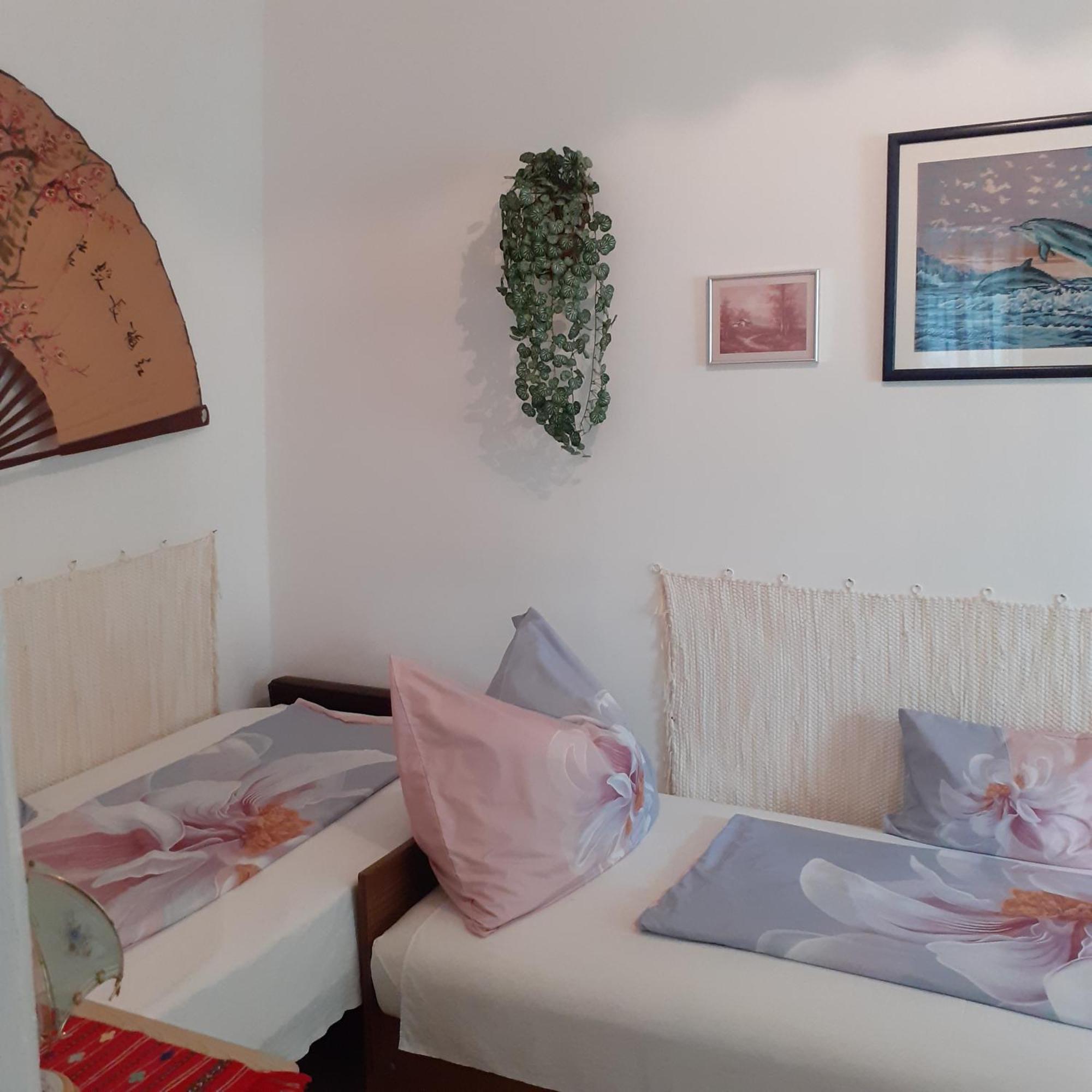 Apartamento Marika vendégház Abádszalók Exterior foto